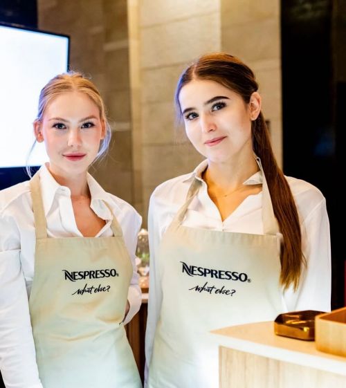 Hostessy InPlus – Grudniowe wydarzenia ze strefami Nespresso