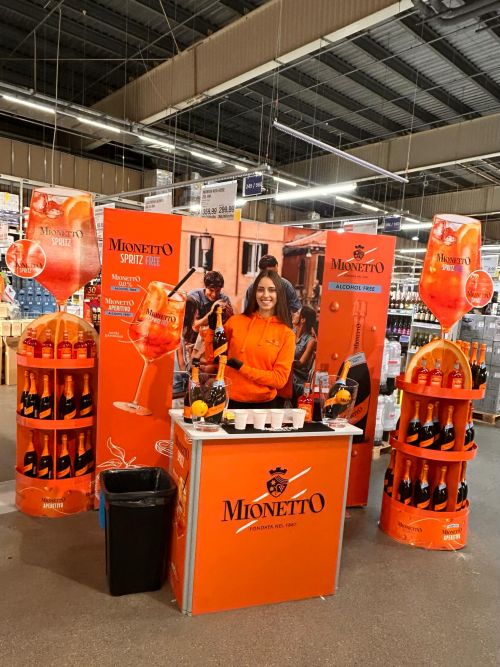 Hostessy InPlus – Kampania Mionetto 0% w marketach