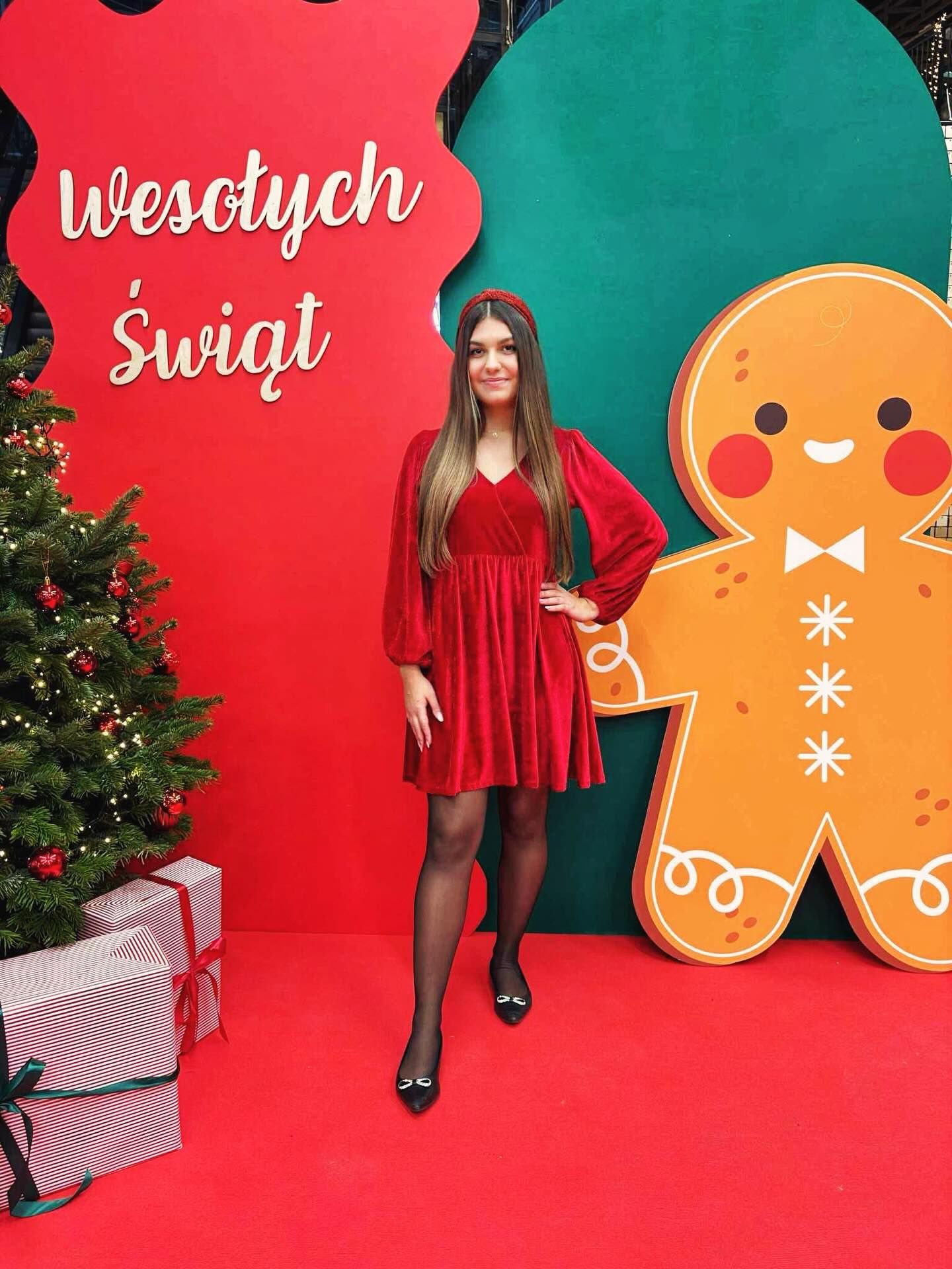 Czujemy już magię świąt… a nasze hostessy wprowadzają ją do galerii handlowych w całej Polsce!